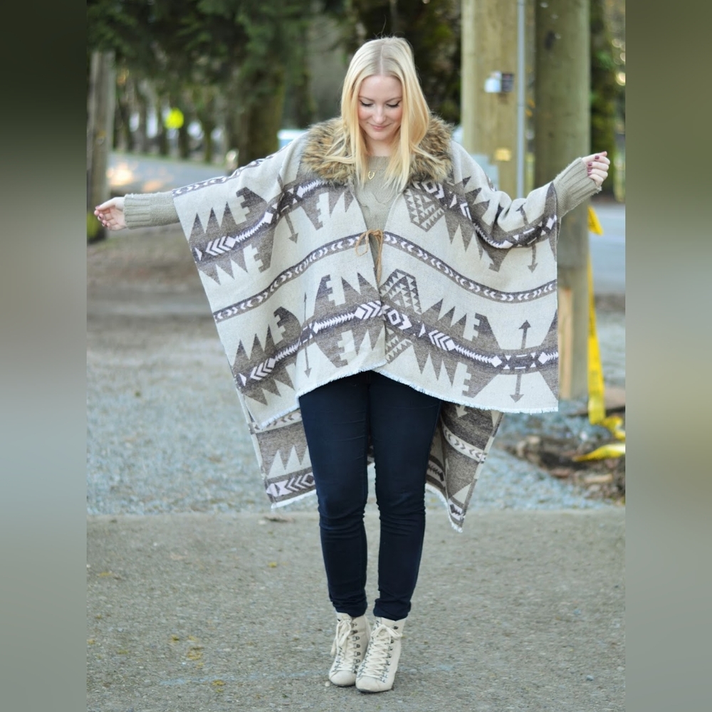 Cape / Poncho with Faux Fur Neckline Trim